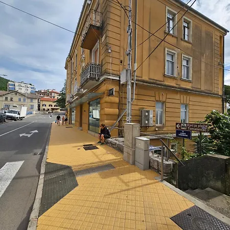 Apartman No8