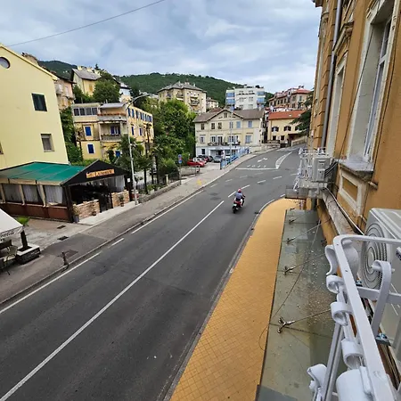 Apartman No8